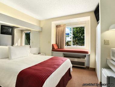 Quality Inn & Suites Watertown Fort Drum Calcium Pokój zdjęcie